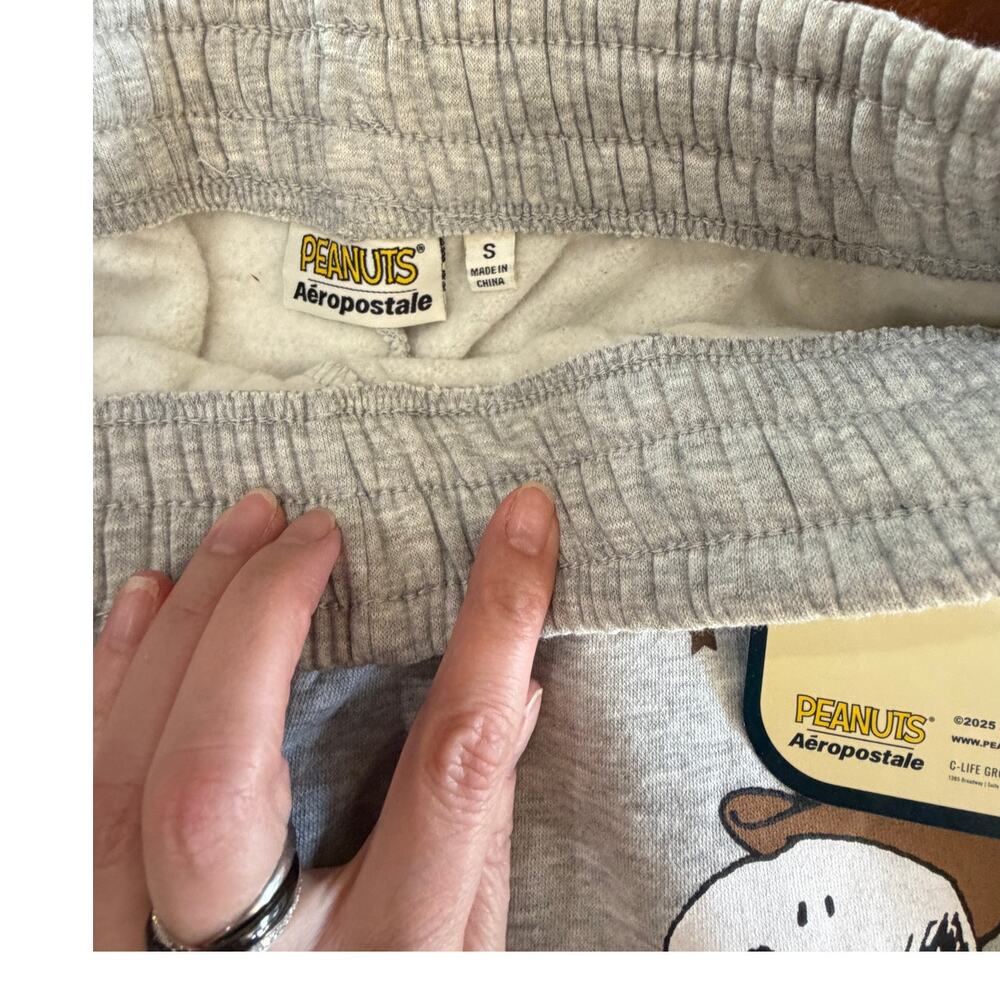 Aeropostale Snoopy Sweatpants NWT - Picture 3 of 3